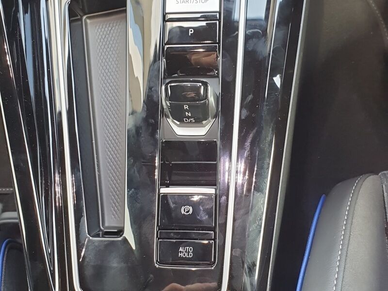 More views of Volkswagen Golf