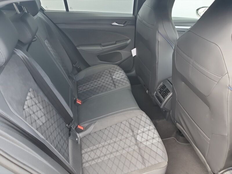 More views of Volkswagen Golf