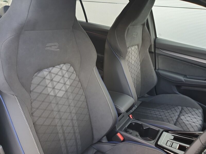 More views of Volkswagen Golf
