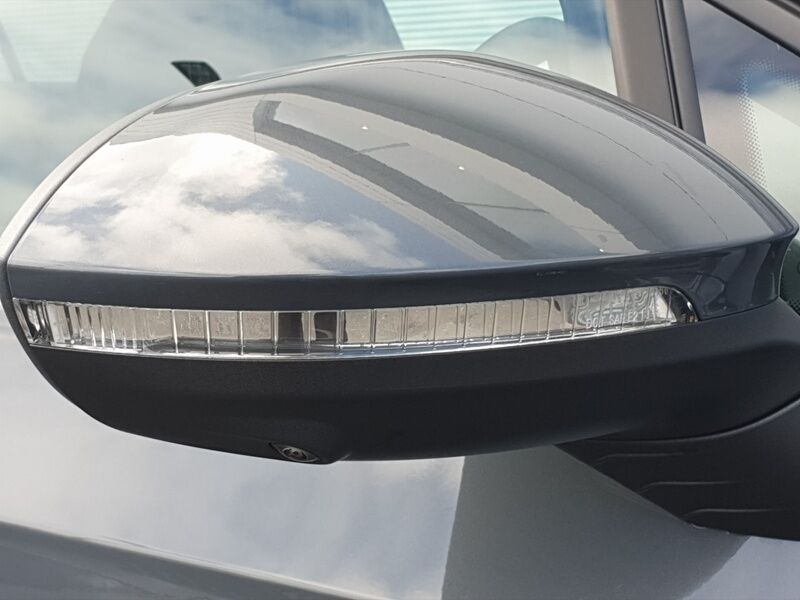 More views of Volkswagen Golf