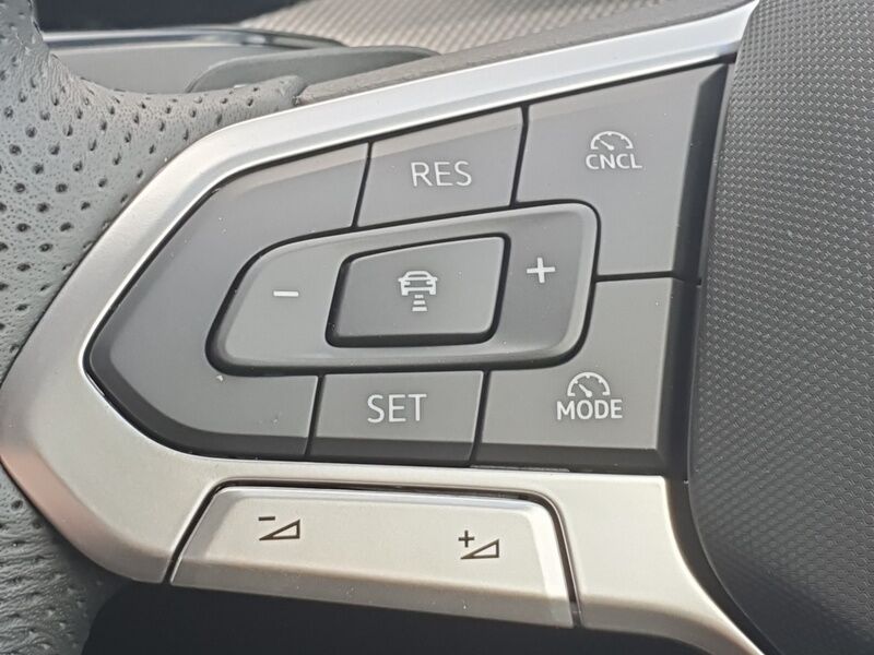 More views of Volkswagen Golf