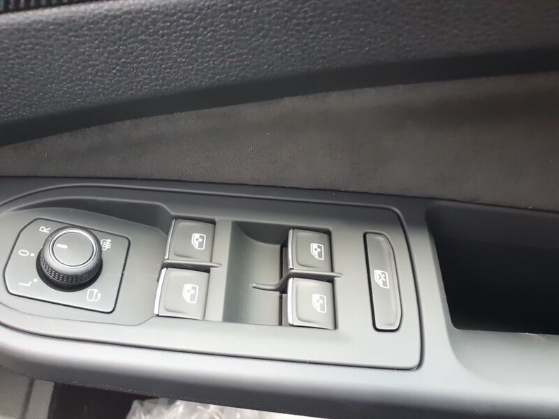 More views of Volkswagen Golf