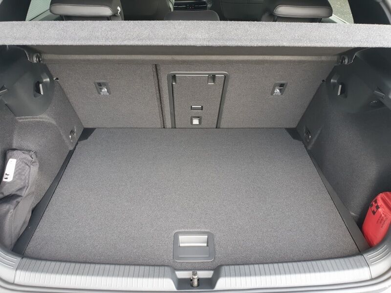 More views of Volkswagen Golf