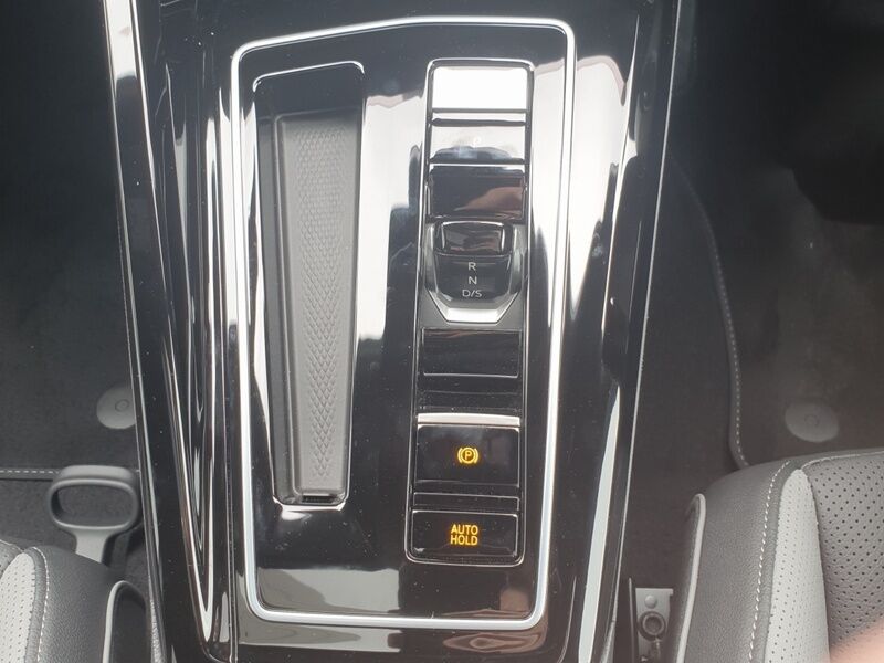 More views of Volkswagen Golf