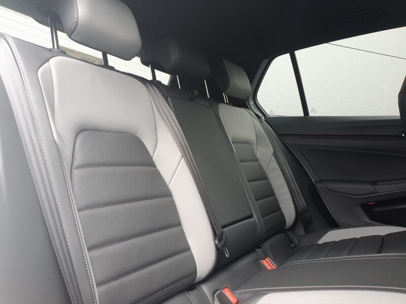 More views of Volkswagen Golf