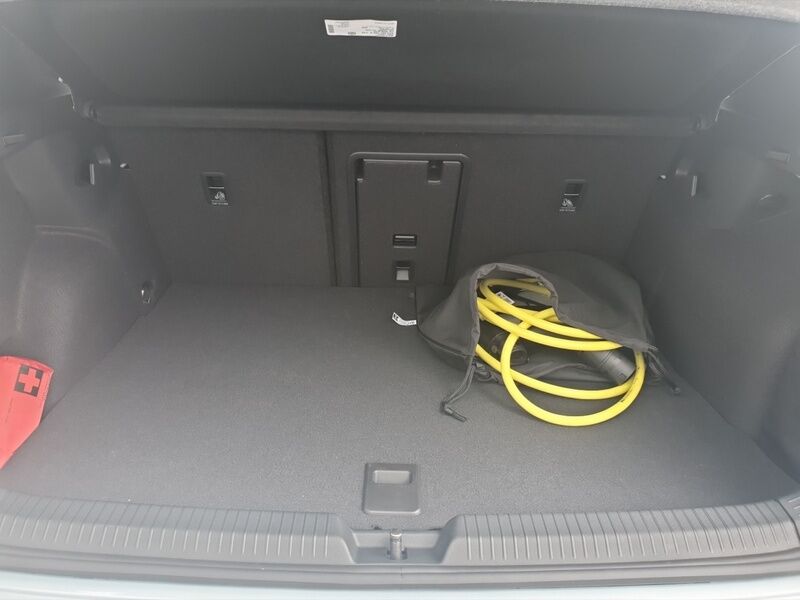 More views of Volkswagen Golf
