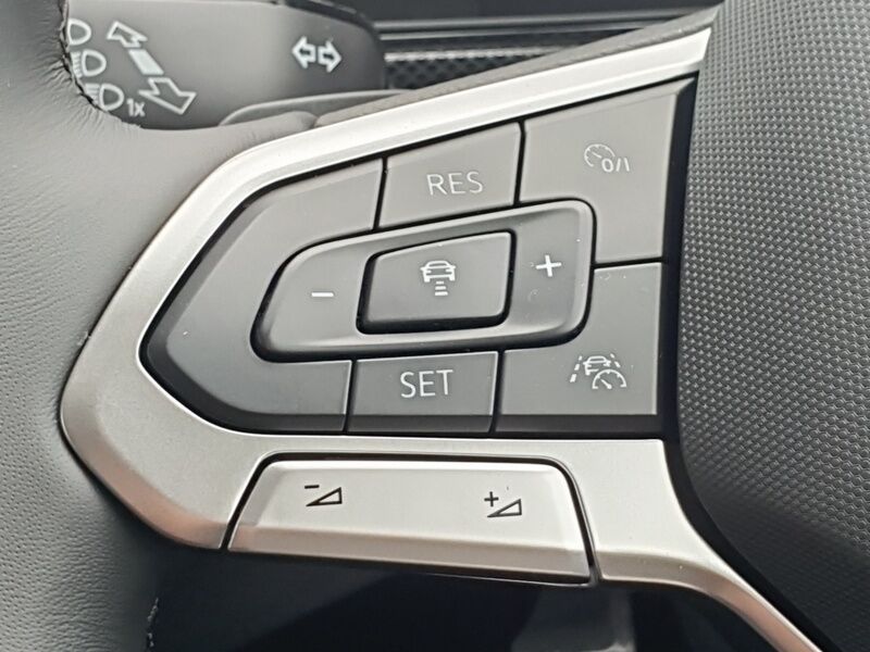 More views of Volkswagen T-Cross