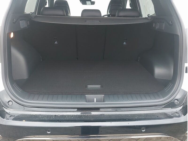 More views of Kia Sportage