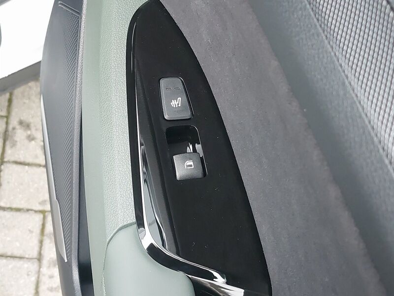 More views of Kia Sportage