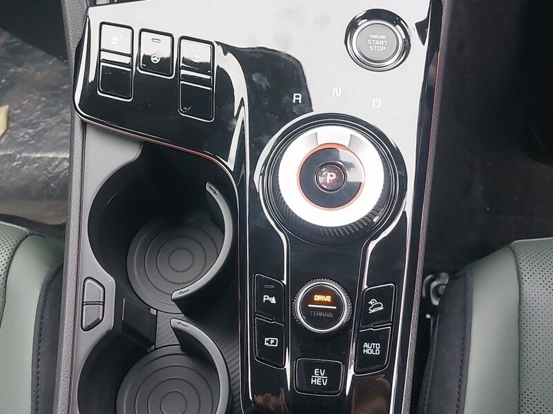 More views of Kia Sportage