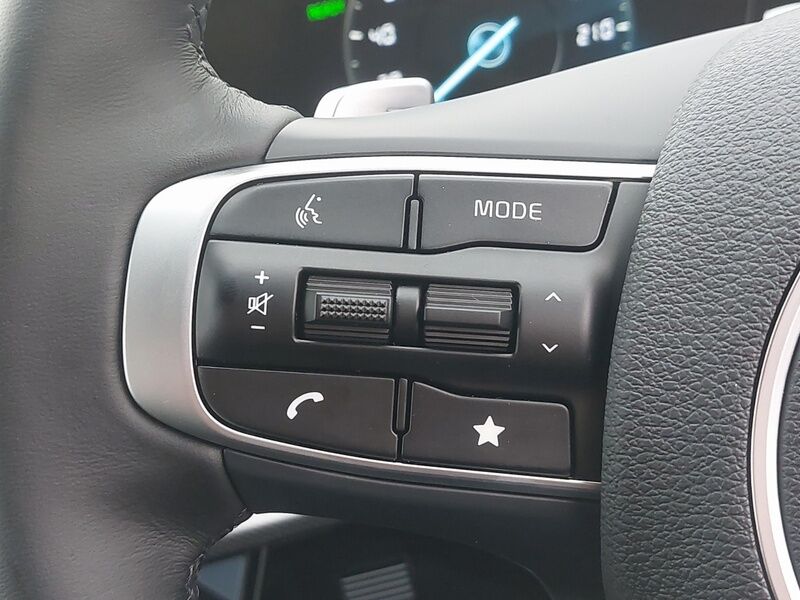 More views of Kia Sportage