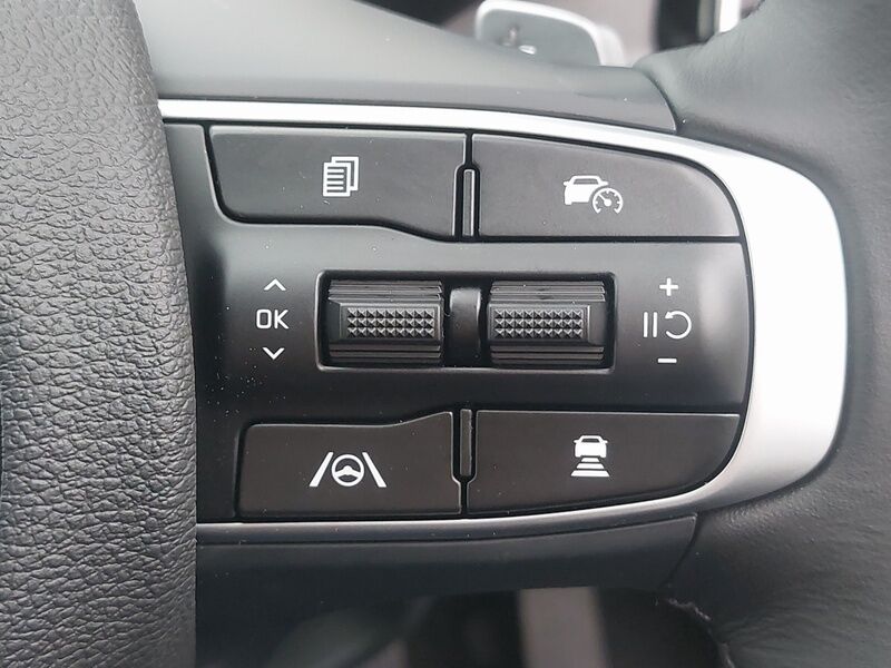 More views of Kia Sportage