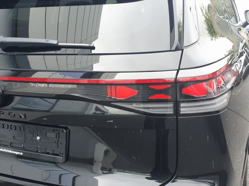 More views of Volkswagen Tayron