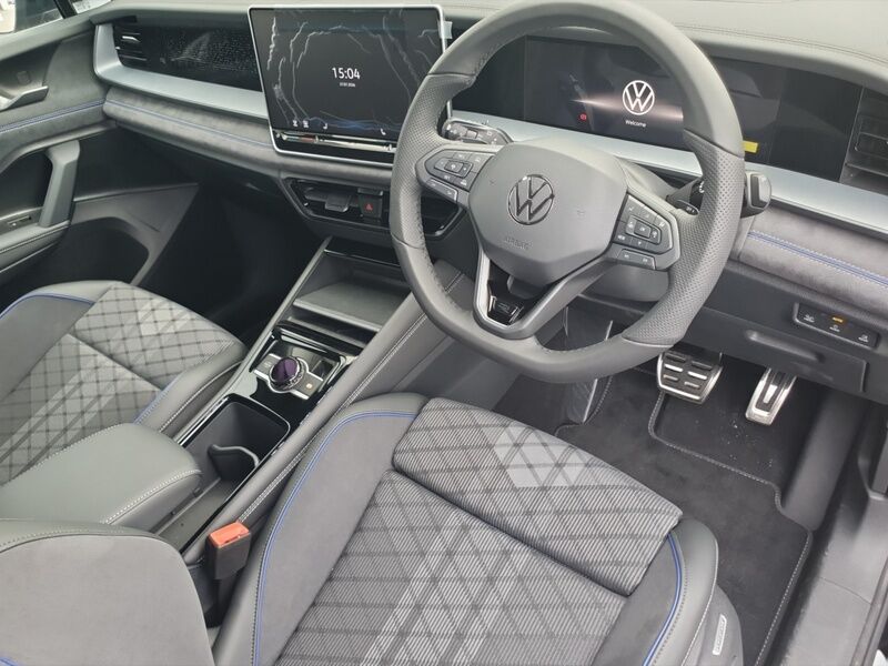 More views of Volkswagen Tayron