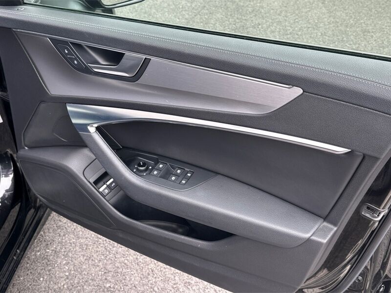 More views of Audi A6