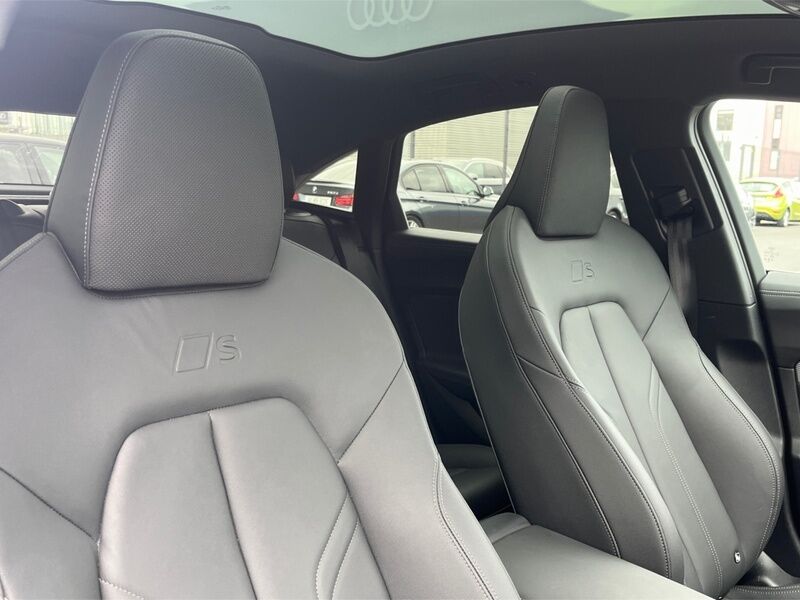 More views of Audi A5