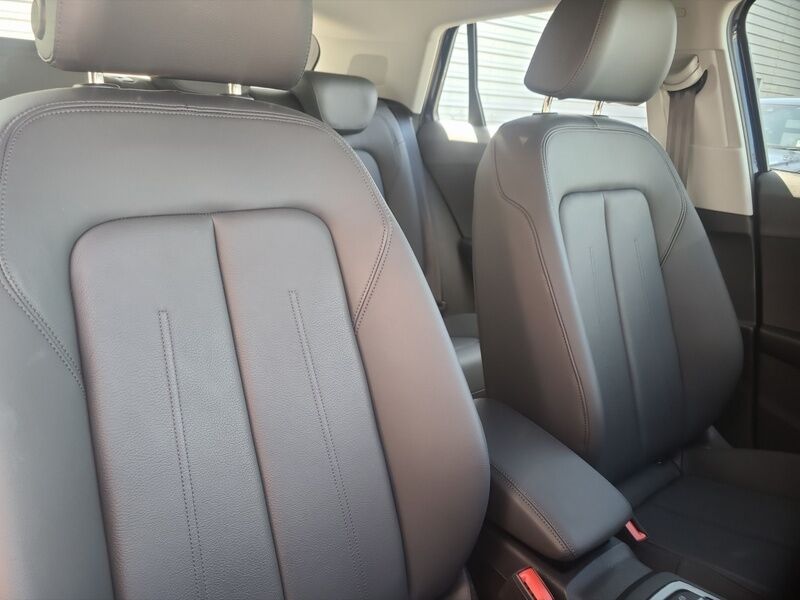 More views of Audi Q2
