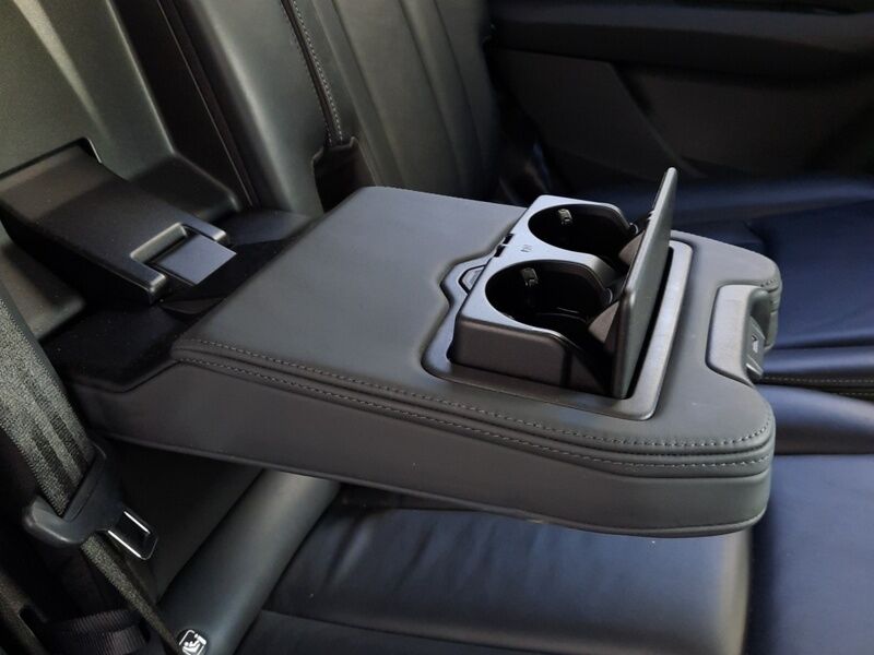 More views of Audi Q7