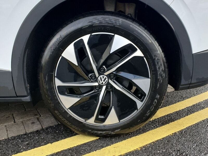 More views of Volkswagen ID.4