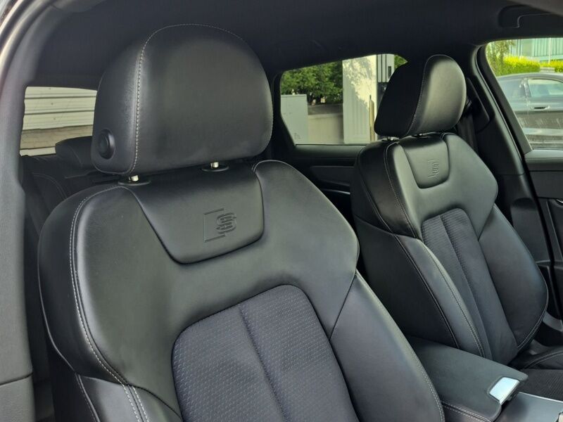 More views of Audi A6