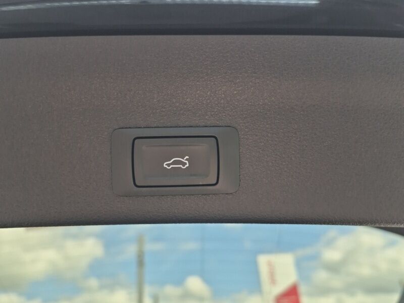 More views of Audi A6
