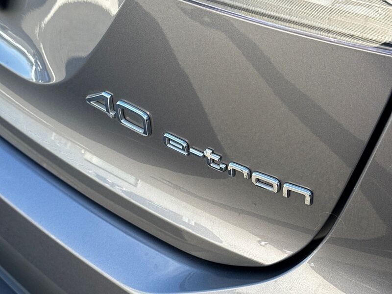 More views of Audi Q4 e-tron