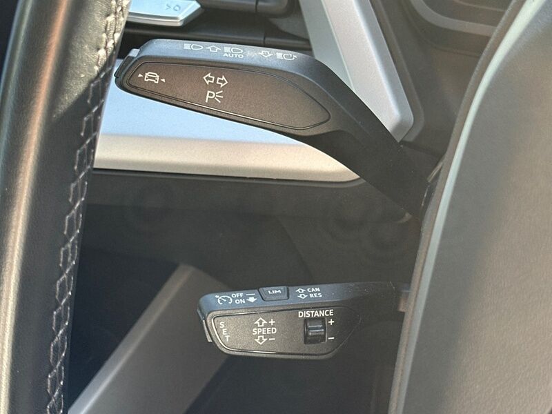 More views of Audi Q4 e-tron