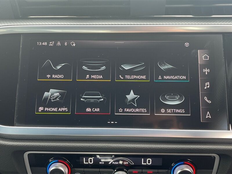 More views of Audi Q3