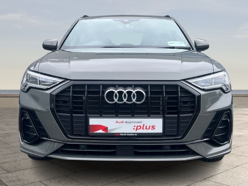 More views of Audi Q3
