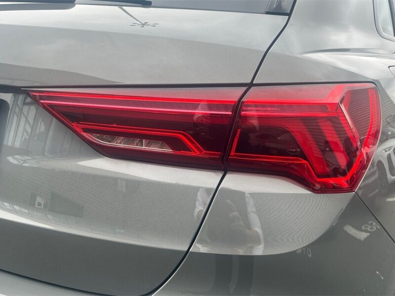 More views of Audi Q3