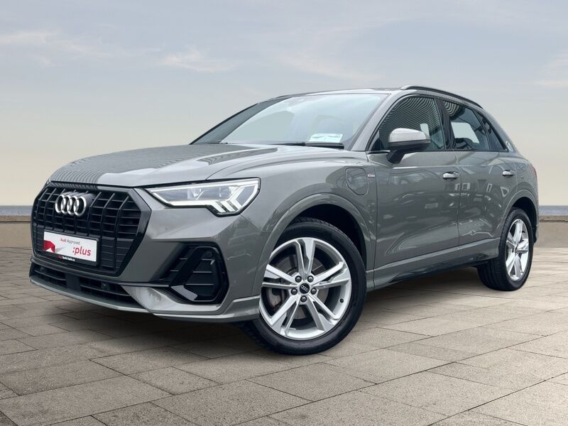 More views of Audi Q3