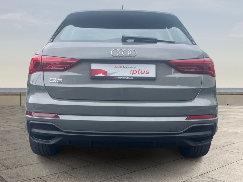 More views of Audi Q3