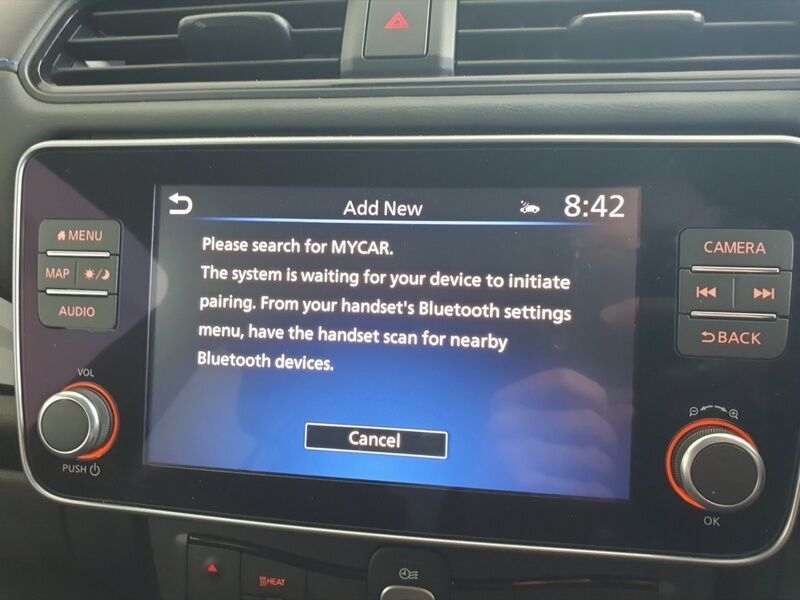 More views of Nissan Leaf