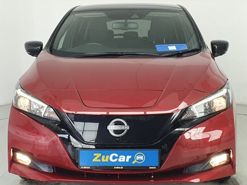 More views of Nissan Leaf