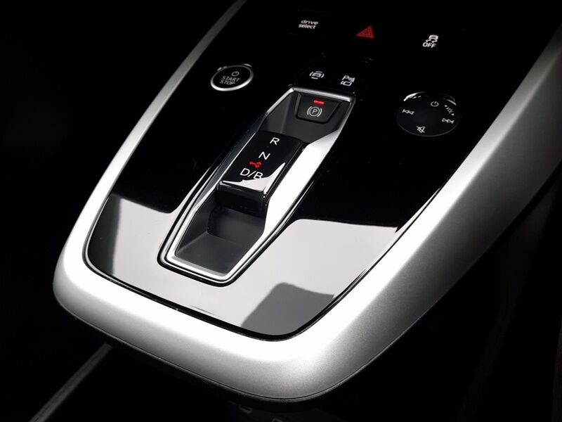 More views of Audi Q4 e-tron