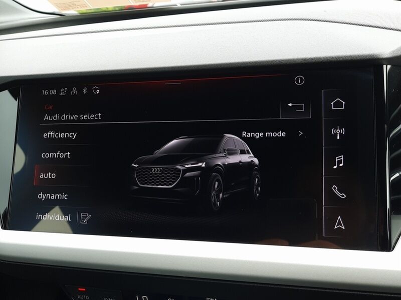 More views of Audi Q4 e-tron