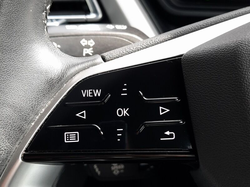 More views of Audi Q4 e-tron