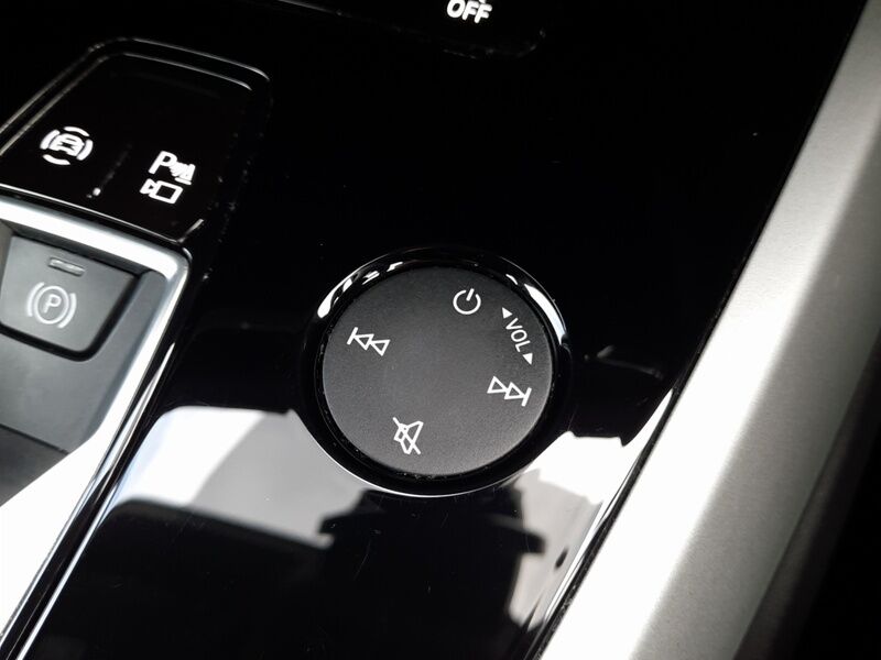 More views of Audi Q4 e-tron
