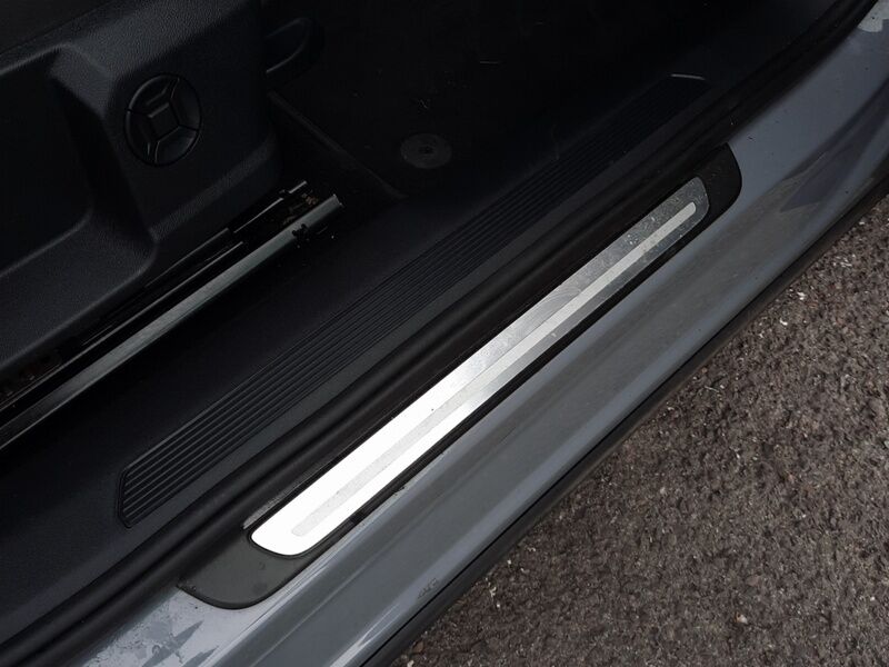 More views of Audi Q4 e-tron