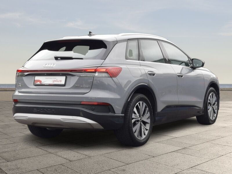 More views of Audi Q4 e-tron