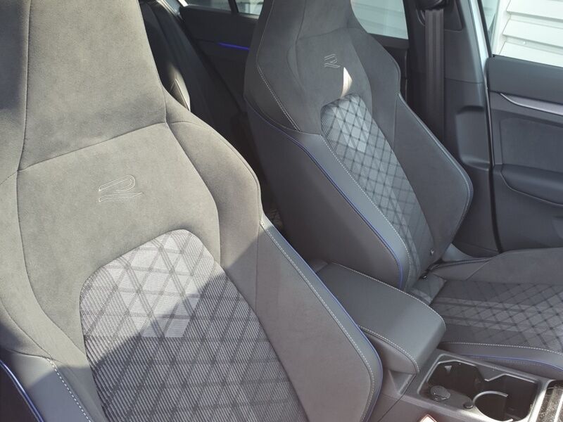 More views of Volkswagen Golf