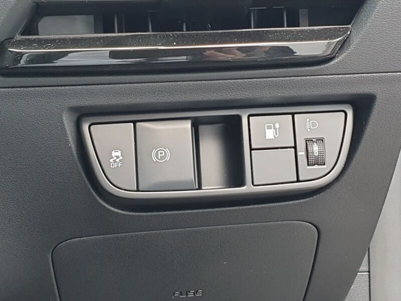 More views of Kia EV6