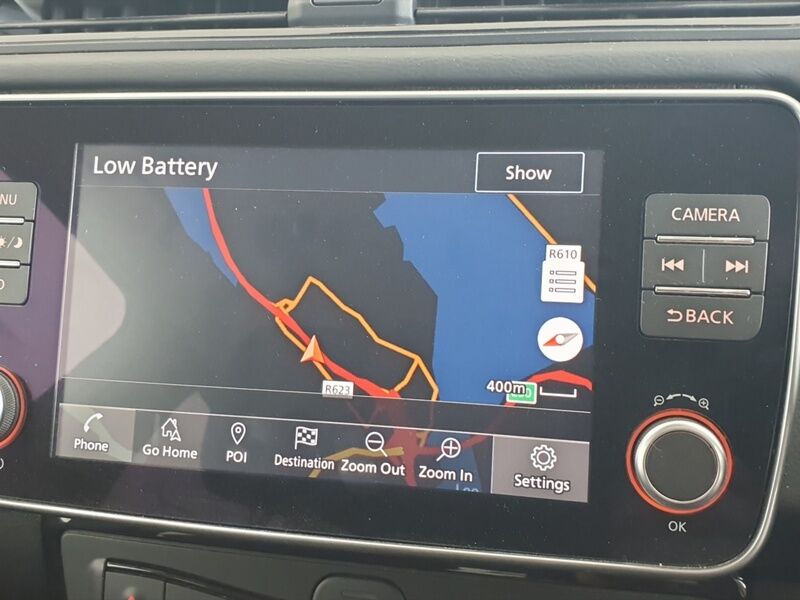 More views of Nissan Leaf