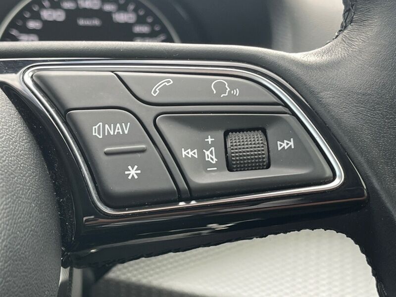 More views of Audi Q2