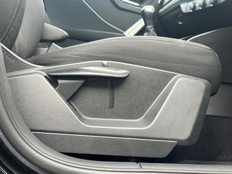 More views of Audi Q2