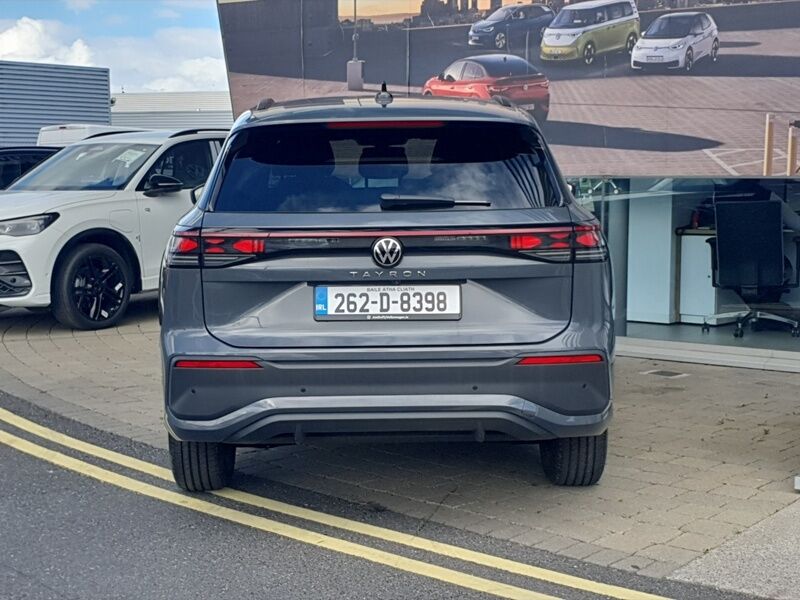More views of Volkswagen Tayron