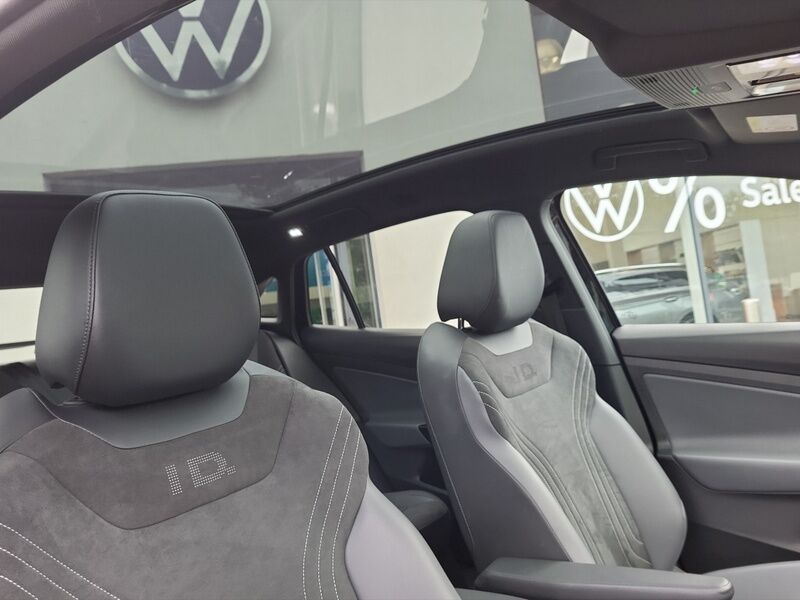 More views of Volkswagen ID.5