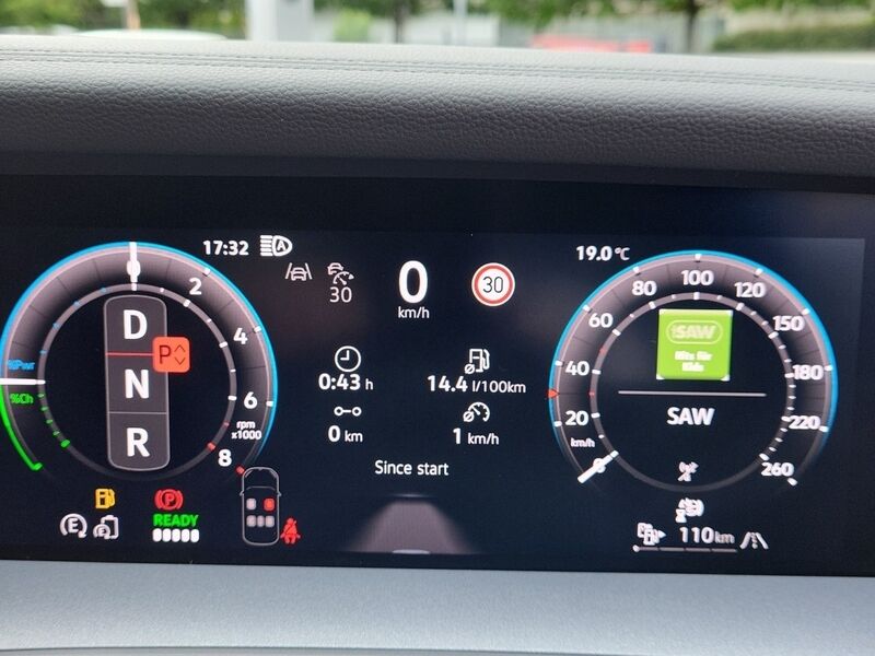 More views of Volkswagen Tayron