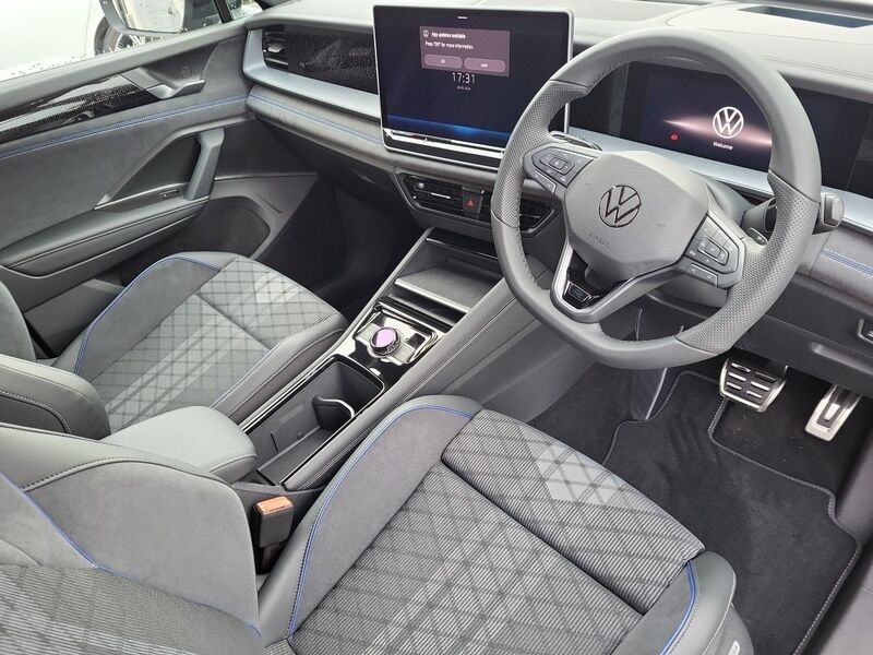 More views of Volkswagen Tayron