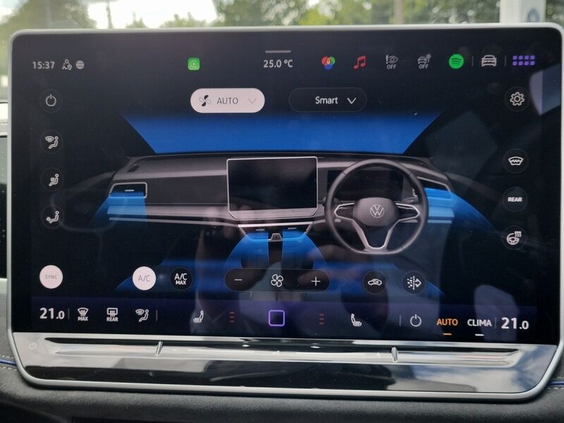 More views of Volkswagen Passat